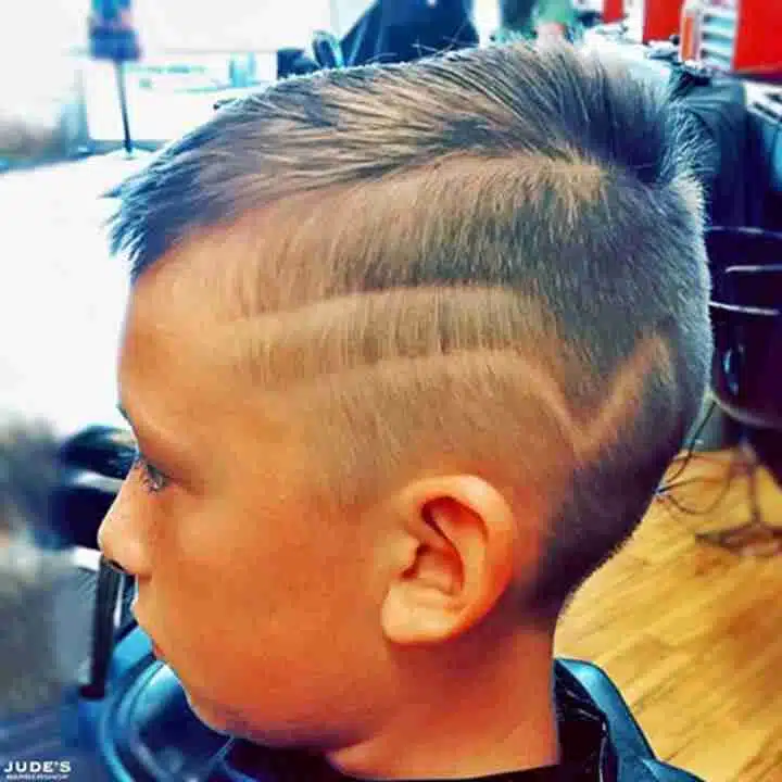 One Side Hair Cutting Boys Style Boys Haircuts Cool Haircut Salon